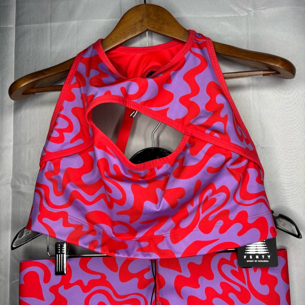 Savage X Fenty Red and Purple Heart Activewear Set valentines drop size 18/20 - Picture 5 of 11